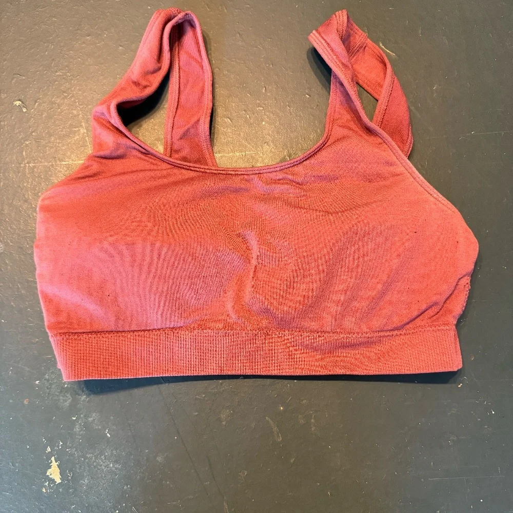 Women's Sports Bras - Picture 7 of 10
